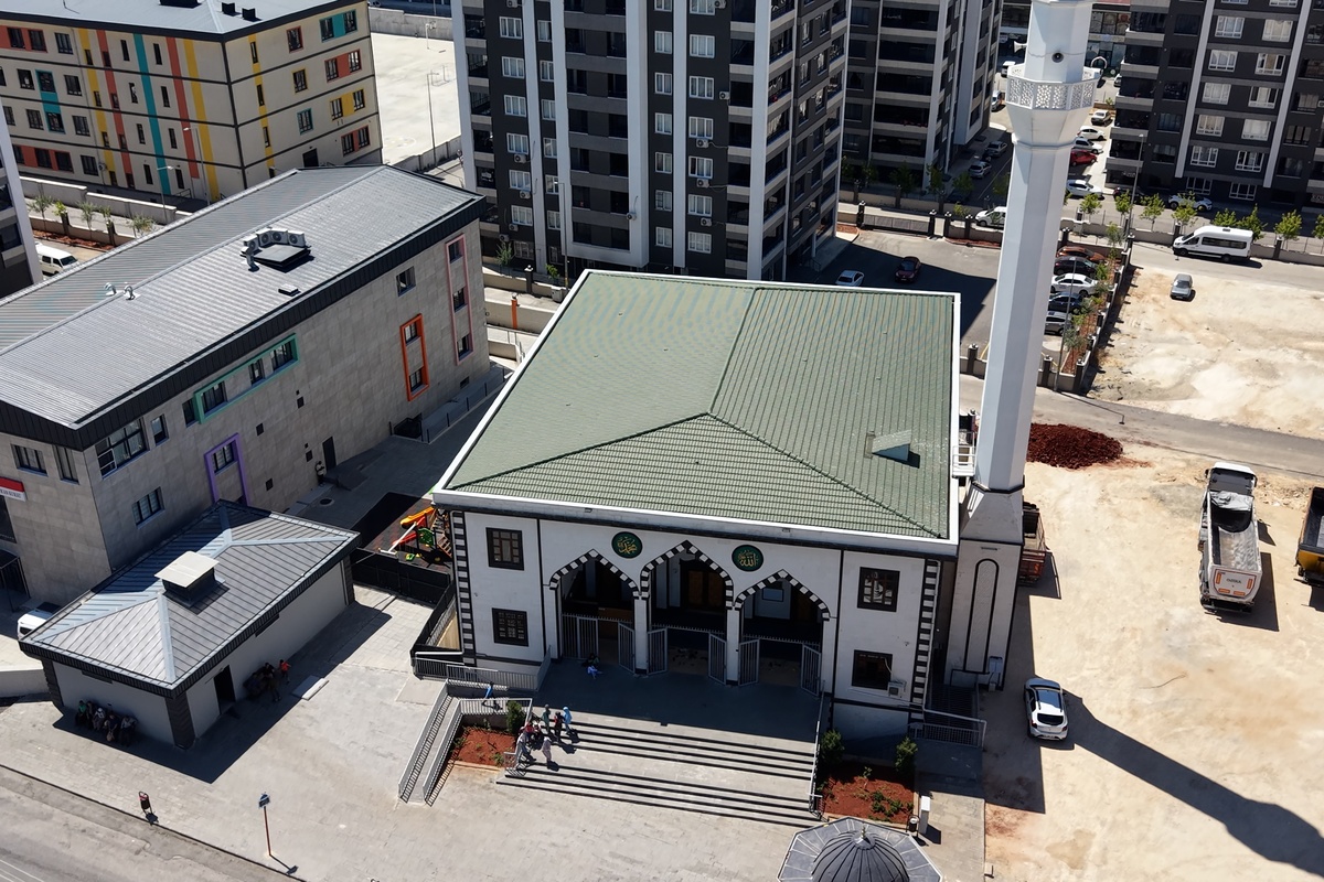 Gülsüm Eruslu (Karsiyaka Center) Mosque Thumbnail 4
